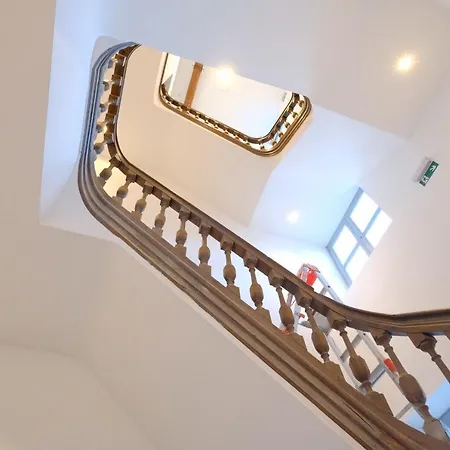 La Duchesse Et Parking Prive Gratuit Nocleg ze śniadaniem Mons